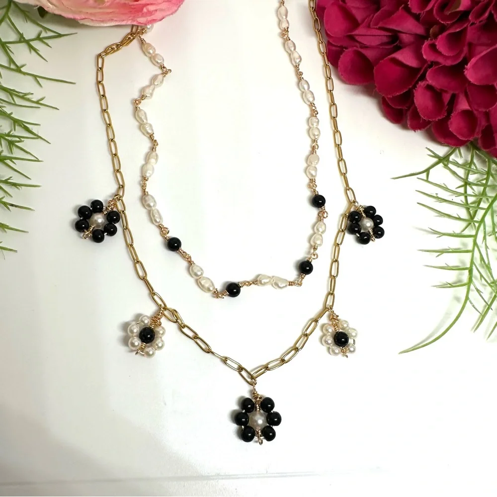 ⚜️Onyx & Freshwater Pearl Flower Charm Necklace